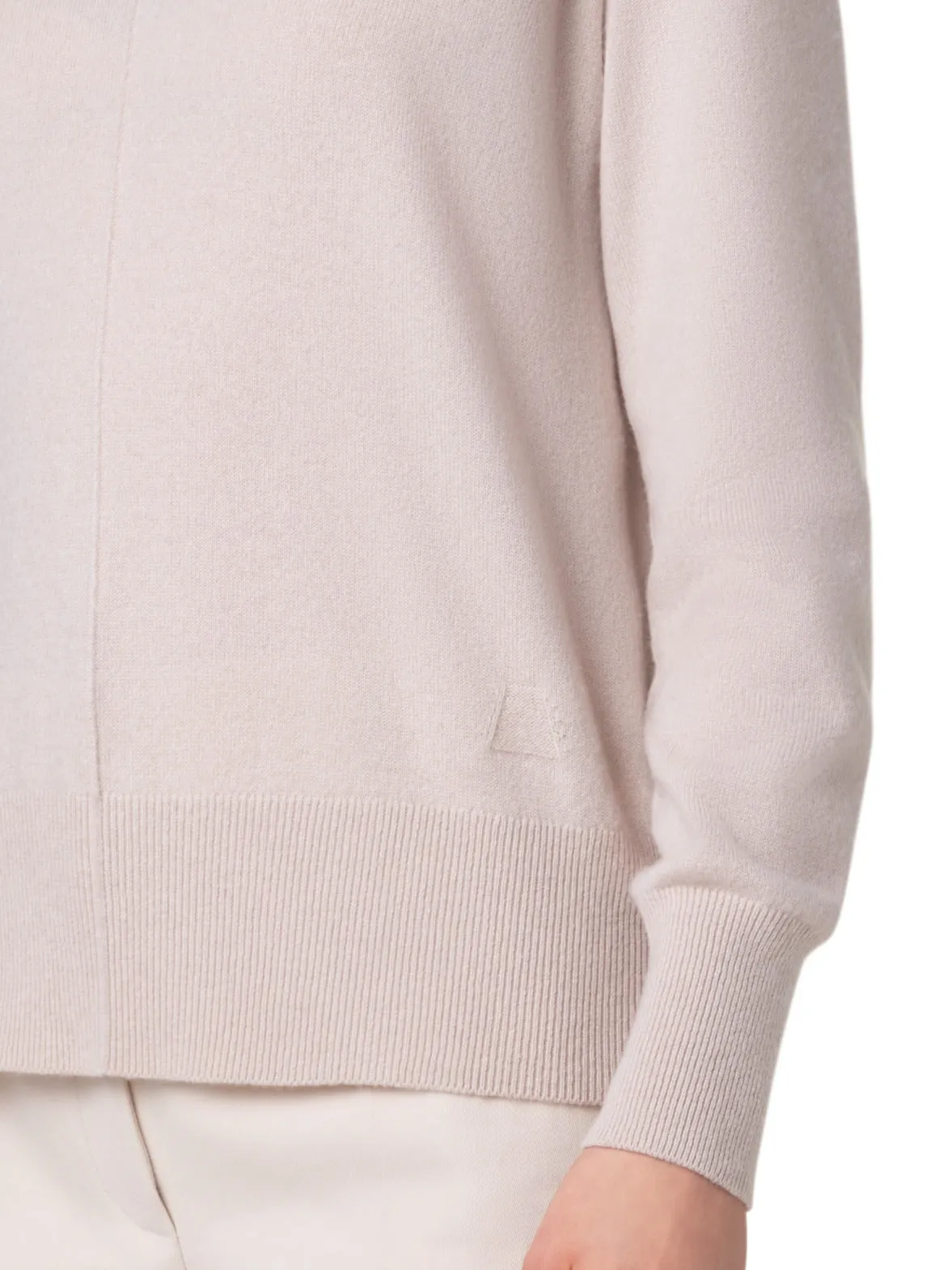 100% Cashmere V-Neck Sweater