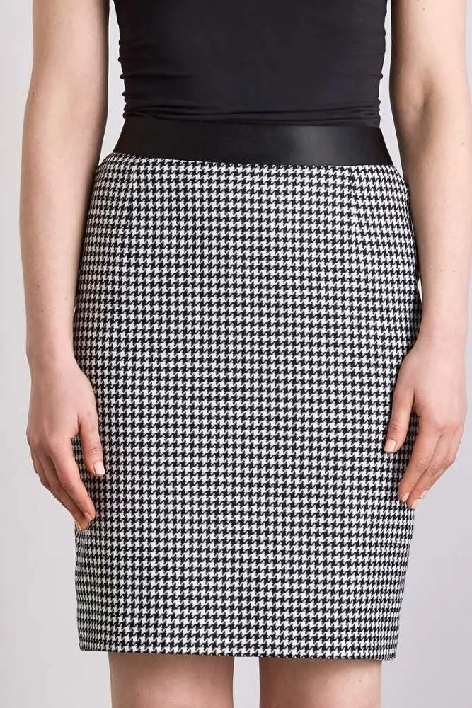 Aria Skirt - Black and White Houndstooth Contrast