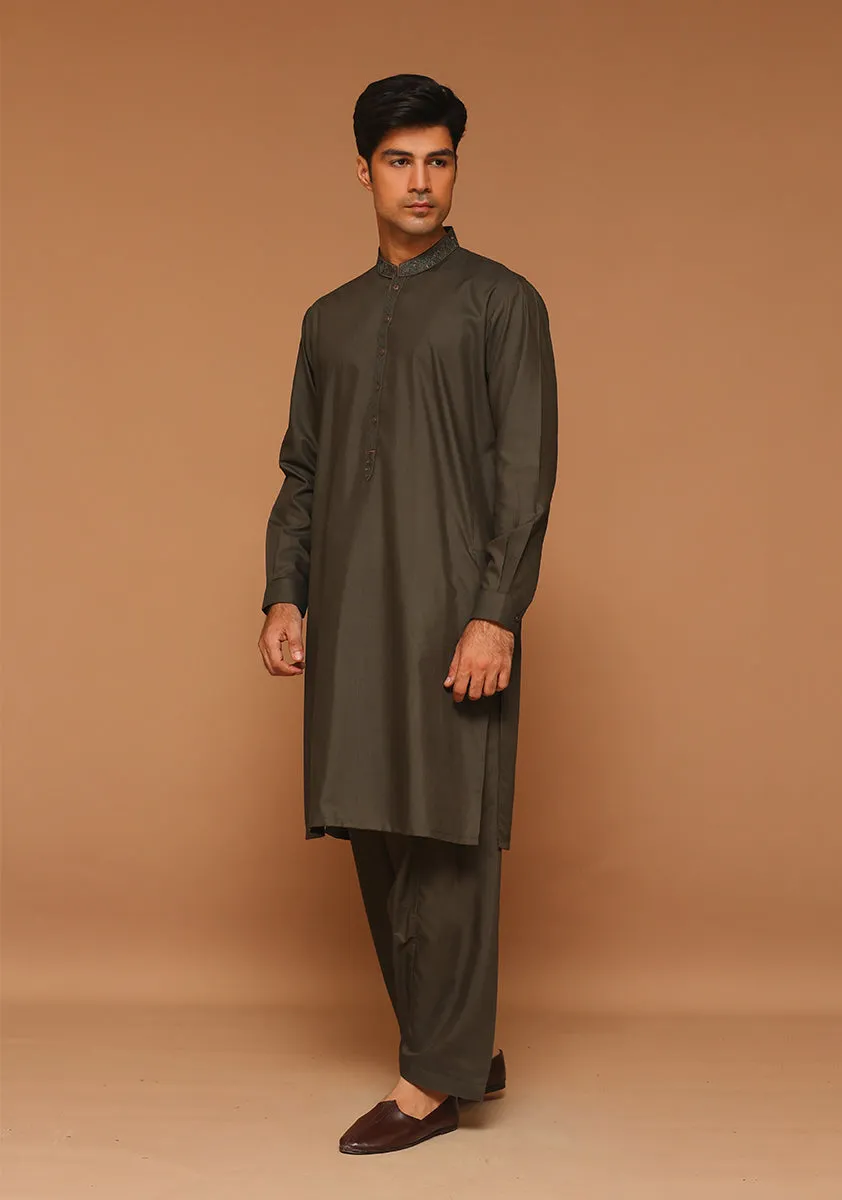 Basic Poly Viscose Tarmac Classic Fit Embroidered Suit