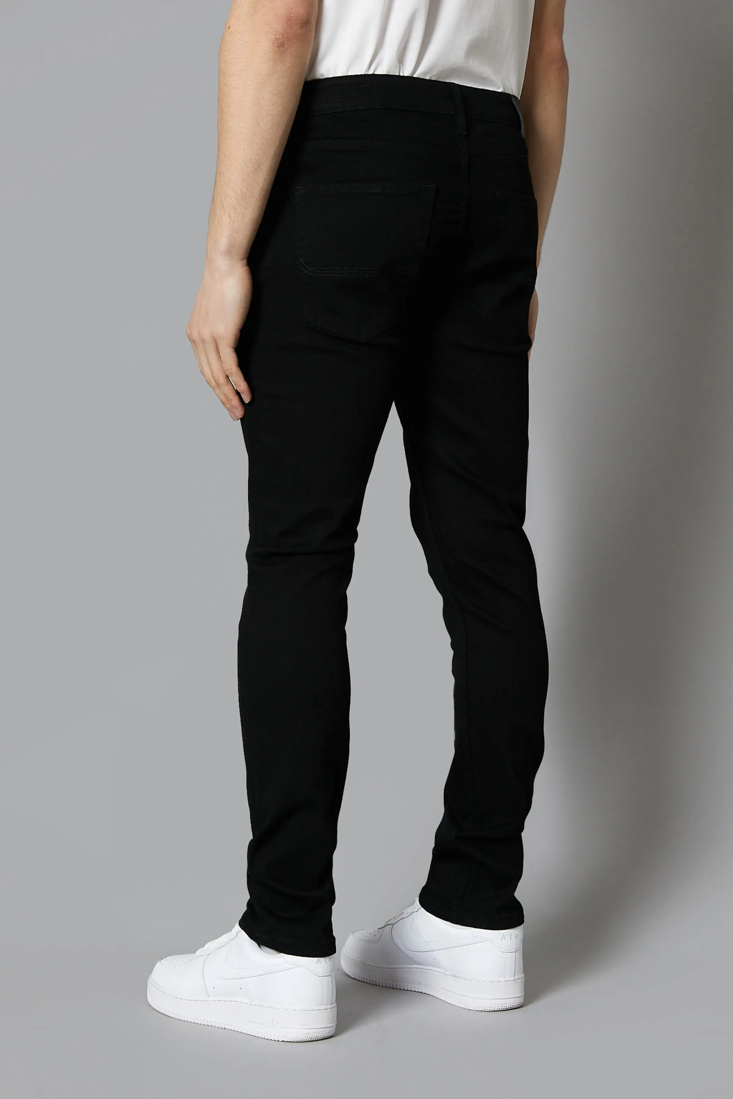 Dakota Slim Fit Jeans In Deep Black