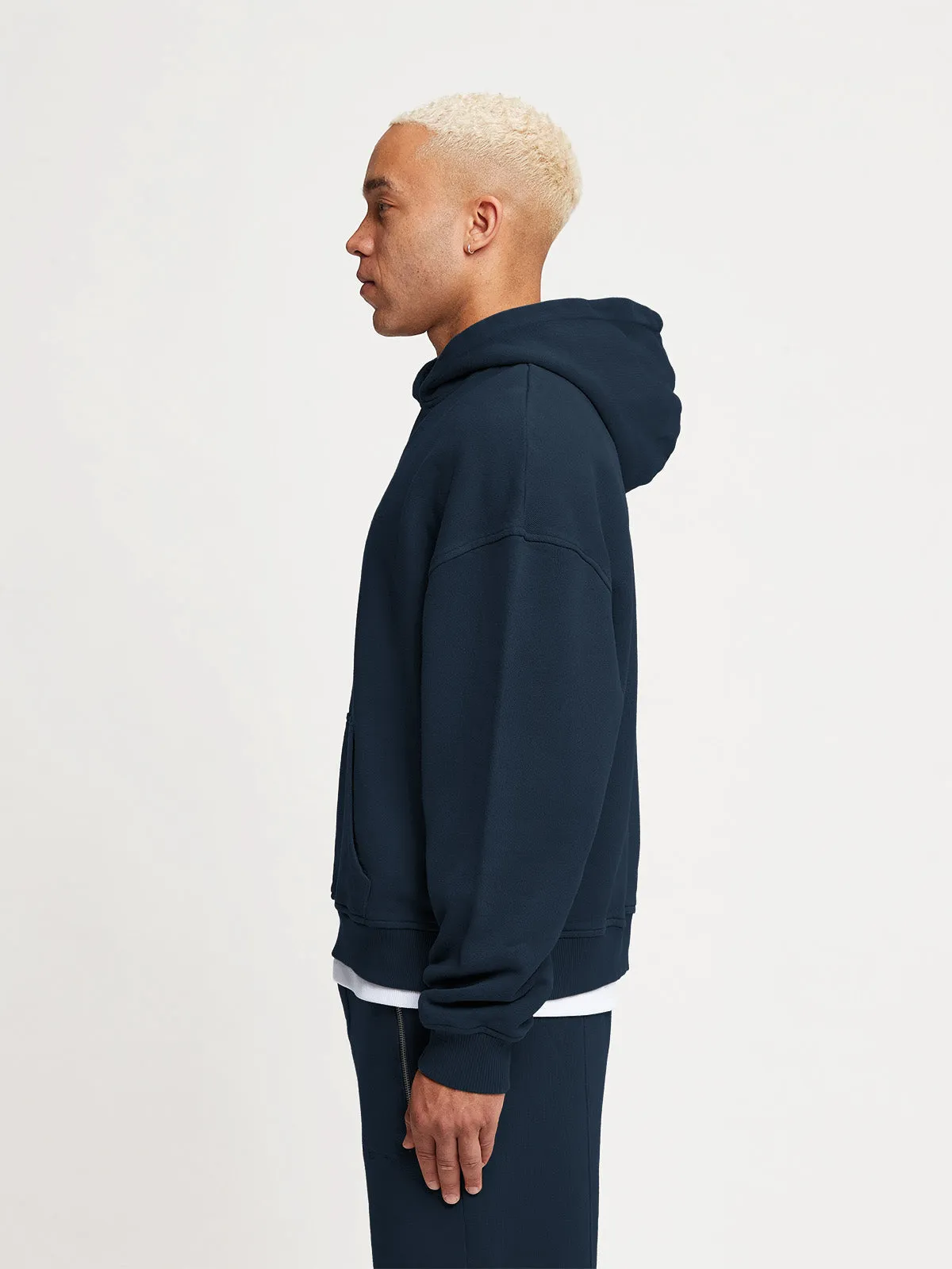 ESSENTIAL HOODIE - NAVY