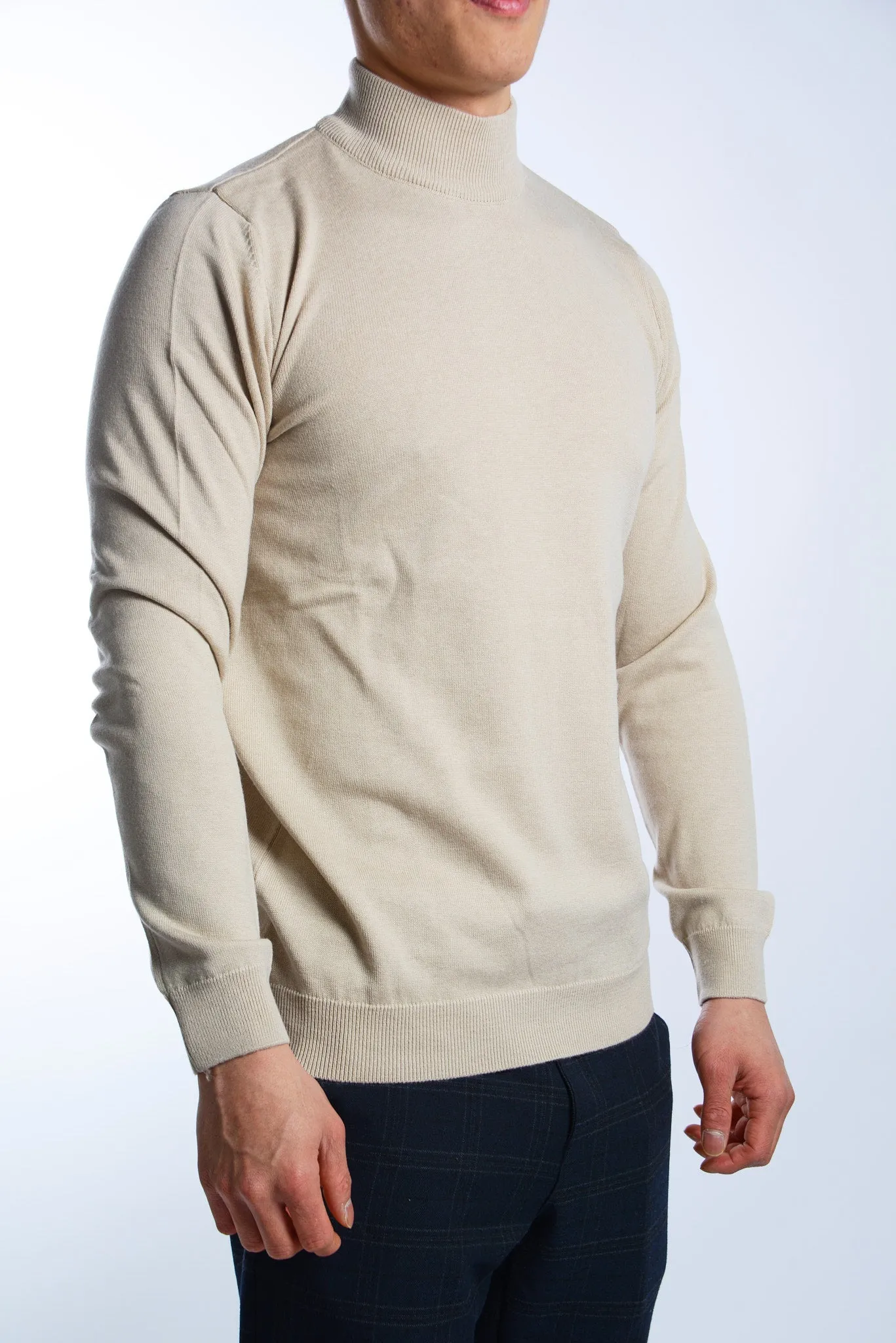 Leeds Slim Fit Mockneck Euro Sweater