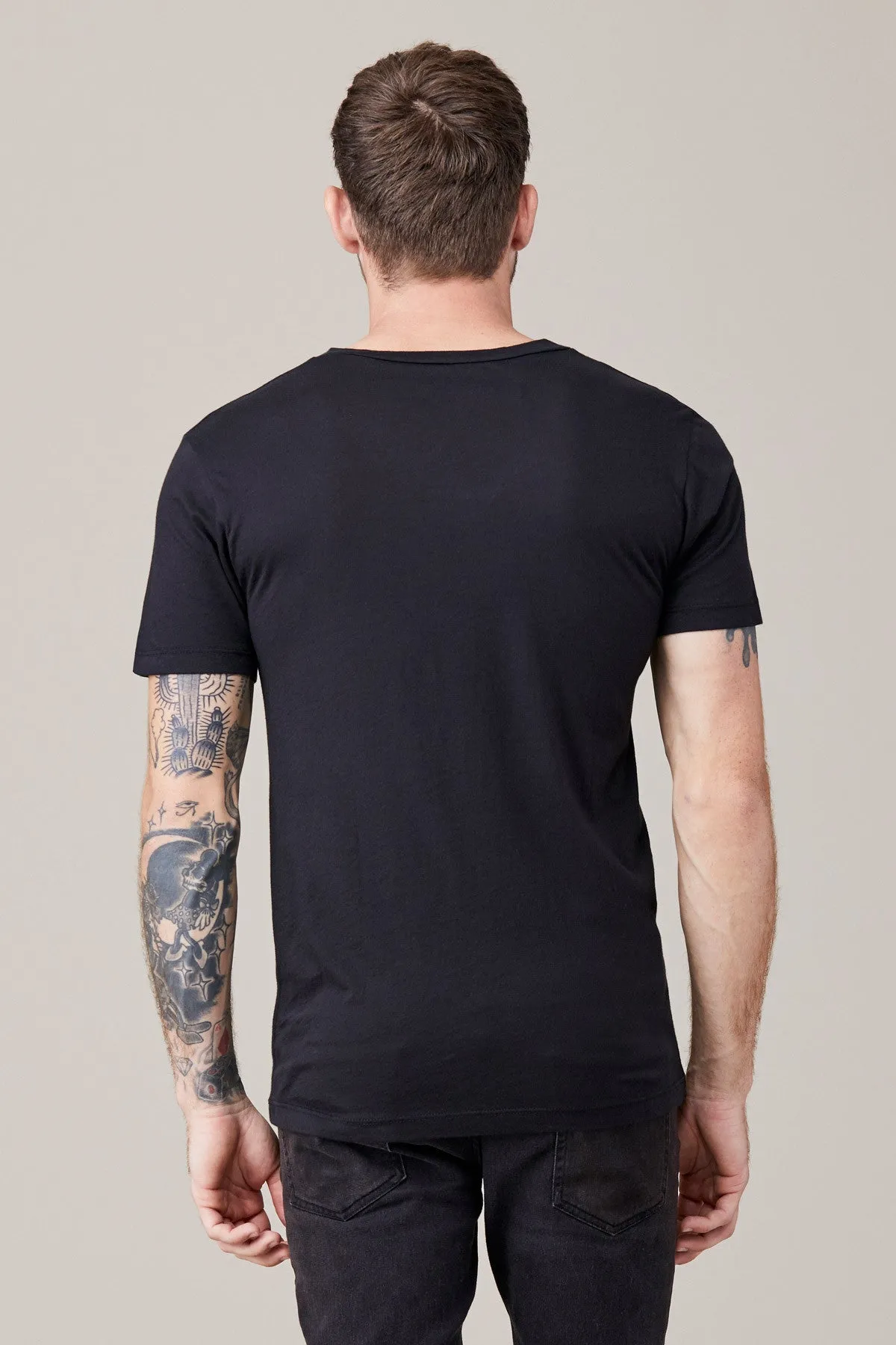 Men's Short Sleeve V Neck - Black