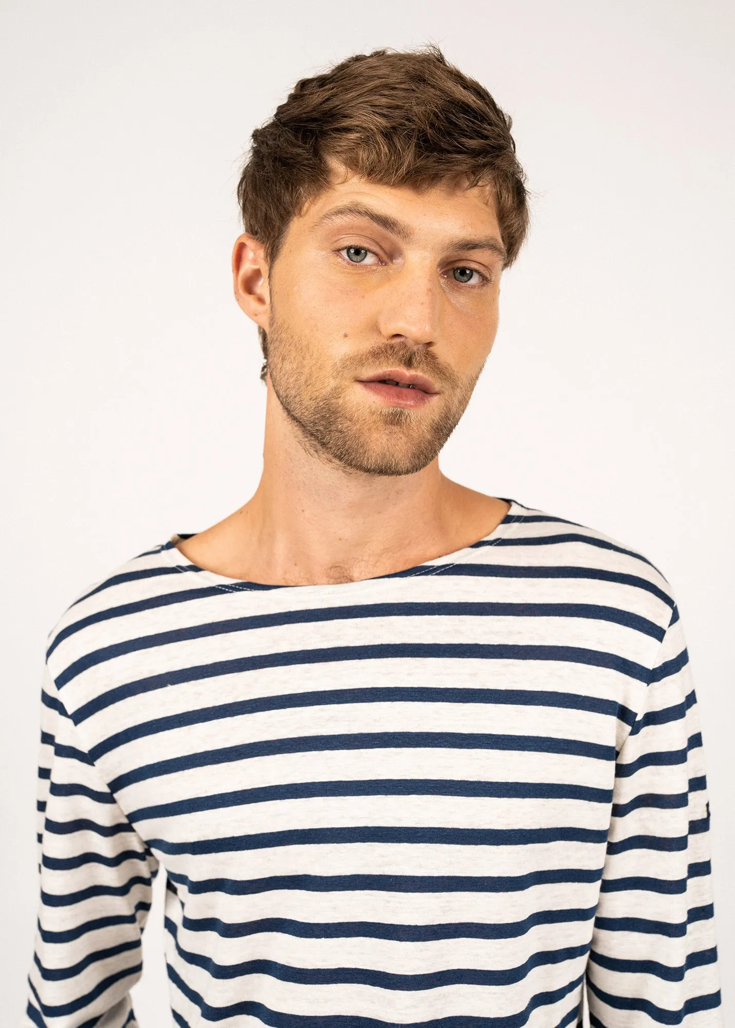 Minquiers iconic sailor striped shirt - in Norman linen (NEIGE/MARINE)