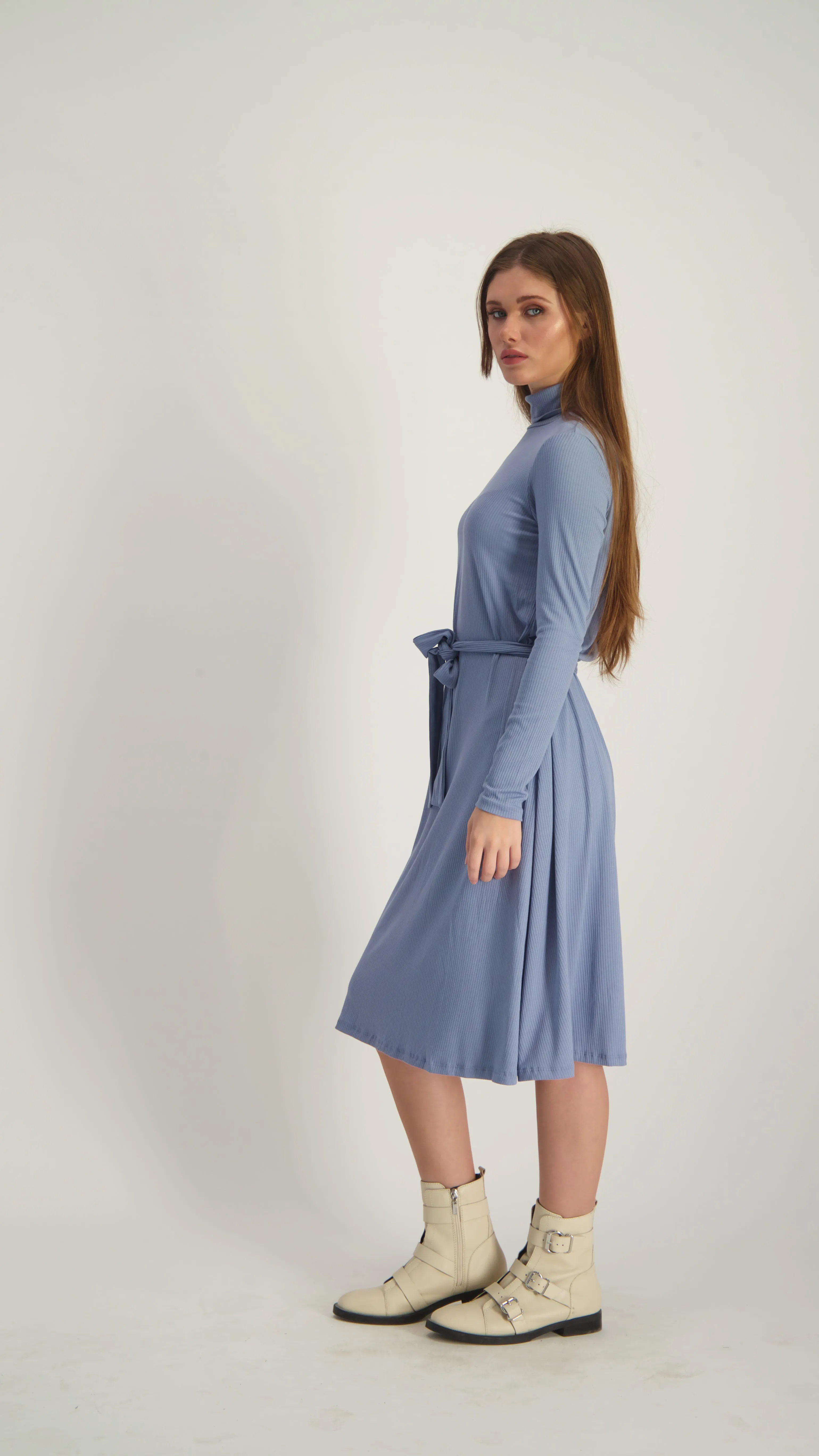 Ribbed Turtleneck Dress With Belt / Blue