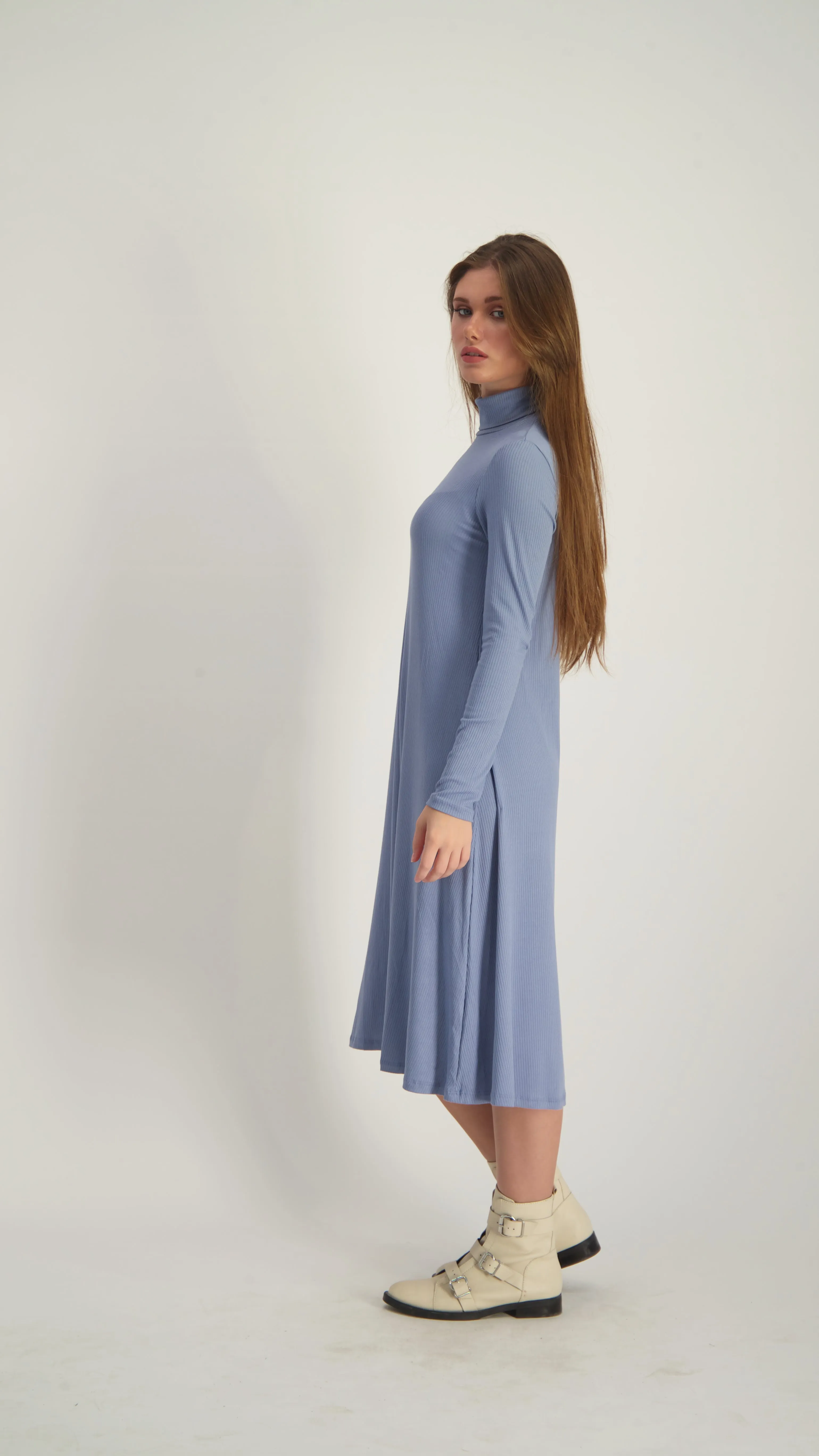 Ribbed Turtleneck Dress With Belt / Blue