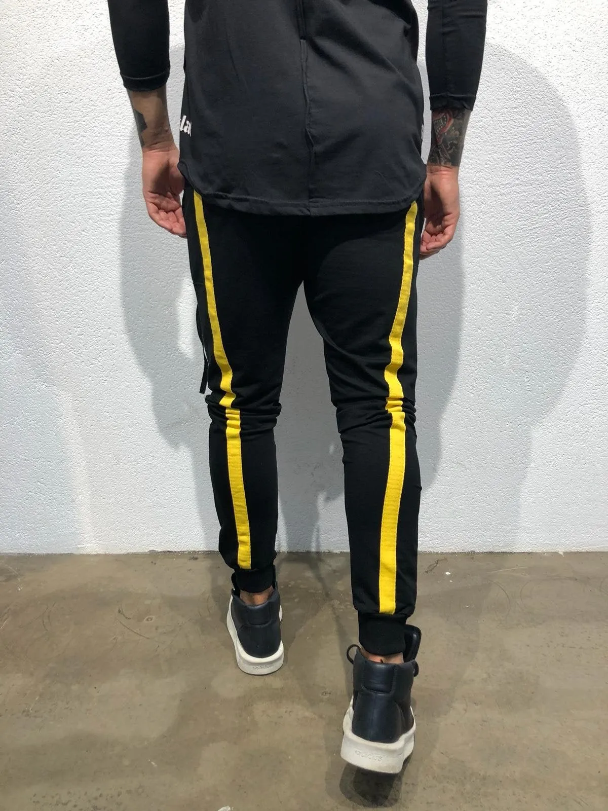 Sneakerjeans - Black Yellow Jogger Pant B304 Joggers