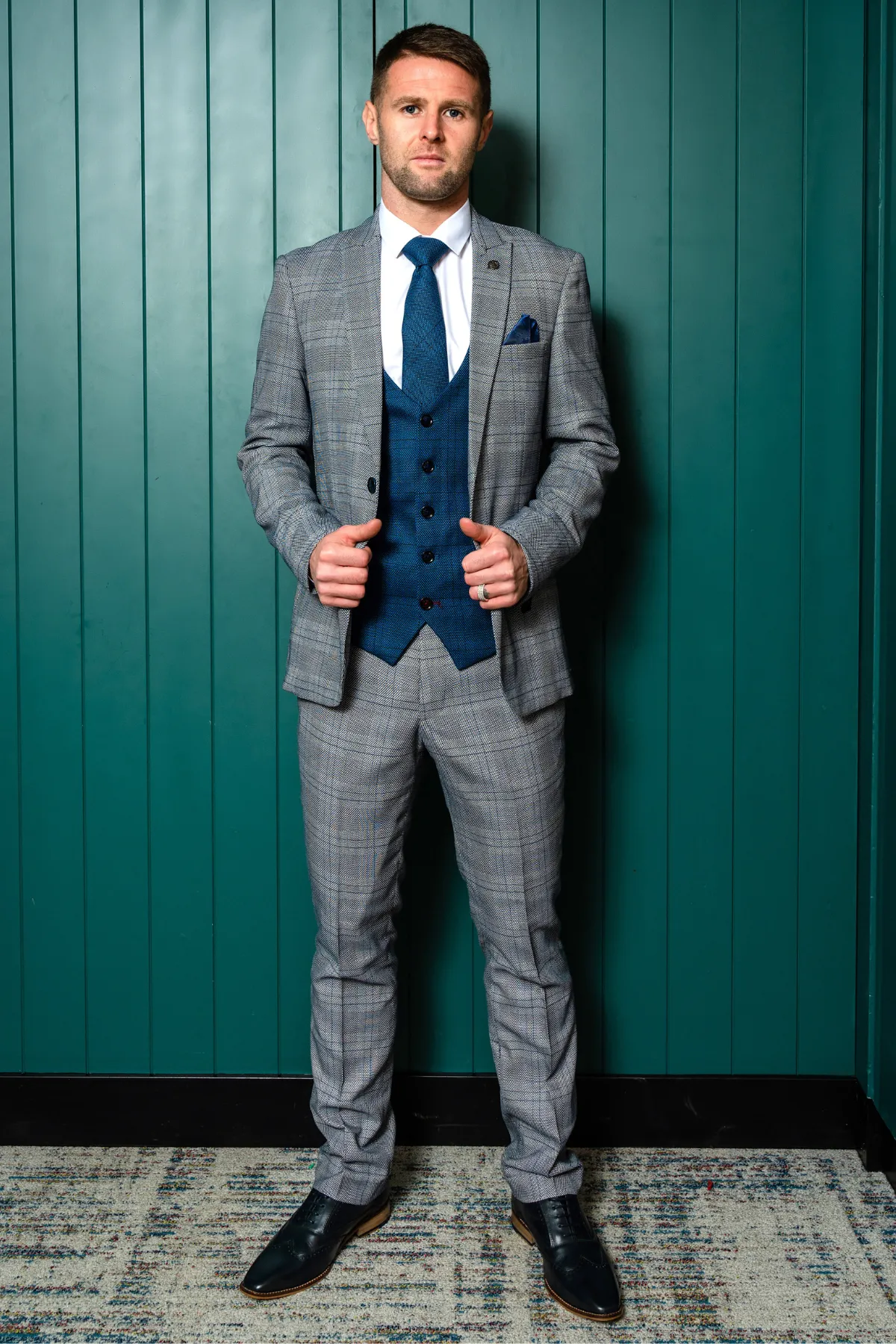 The Sheffield Utd Collection - Oliver Norwood in Jerry Check Suit